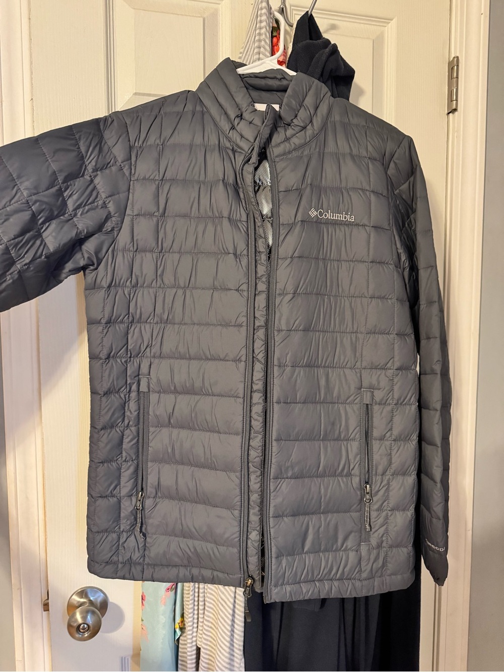 Columbia womens Gray Quilted Lightweight Puffer Jacket